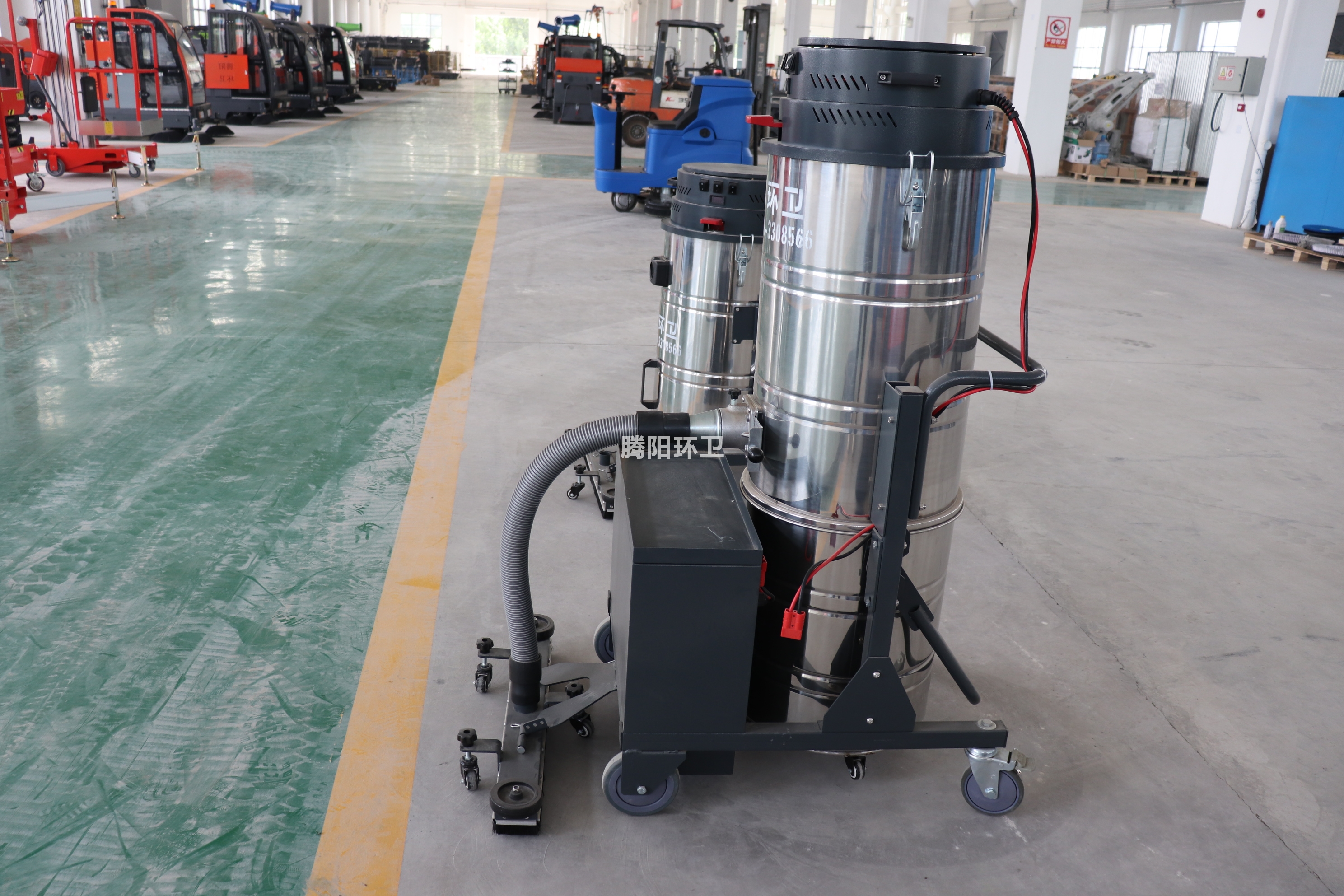 ���I���m��